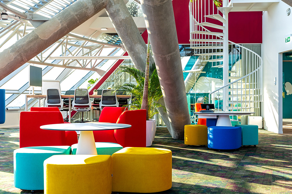 MOD墨设设计|焕新城市韵律上坤总部大楼办公设计欣赏