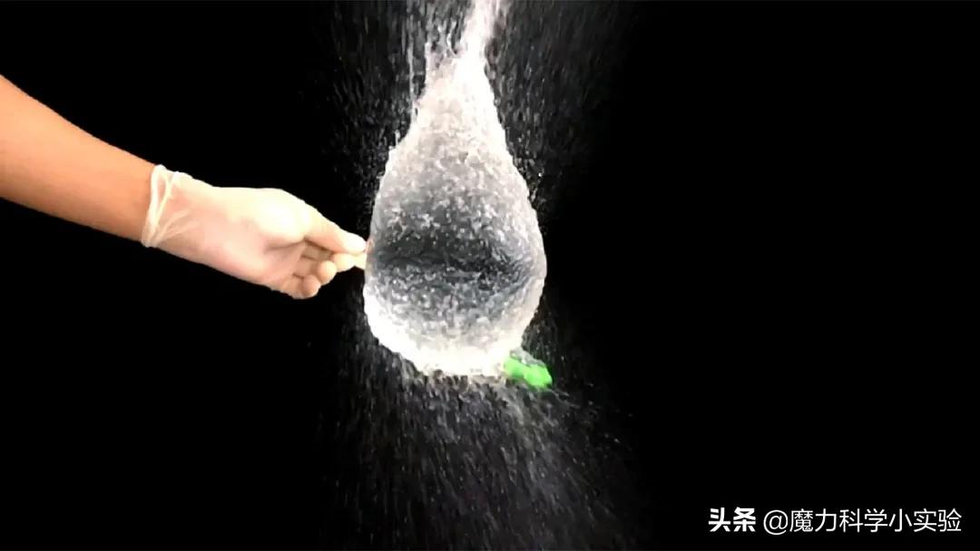 魔力气球科学实验,不会破的气球科学实验