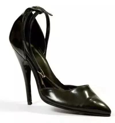 分手后前任留下哪些表现,分手后前任留下的东西全部丢掉