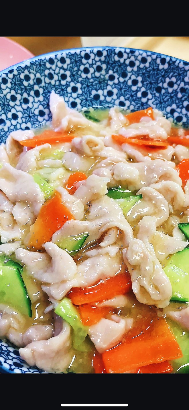 入口即化的滑溜肉片,外酥里嫩的糖醋里脊简单易学