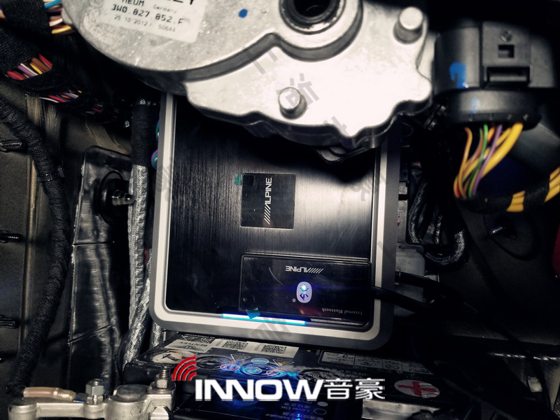 新款宾利欧陆音响及灯光效果,宾利欧陆音响改装案例