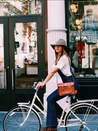 三丽鸥双肩包包剑桥包,kitty双肩包剑桥包