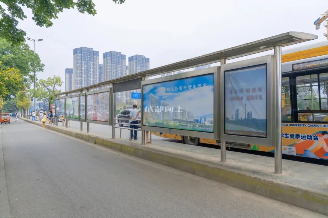 成都二圈层公交车对比,成都二圈层双流和龙泉谁更强