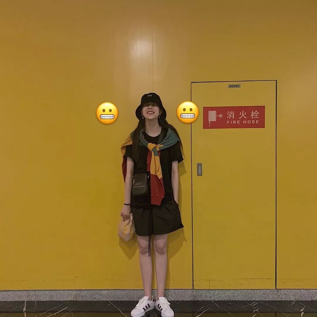 宋妍霏阿迪达斯丝带鞋,宋妍霏阿迪达斯鞋子