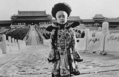 假如中国历代皇帝进入一个群聊,假如中国皇帝在同一个群里