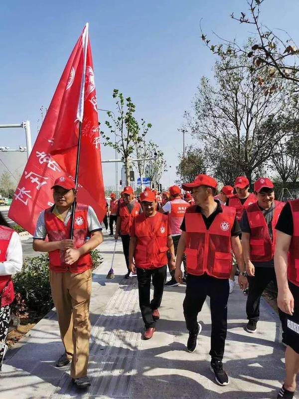 百花齐放迎盛世华夏崛起在今朝,花团锦簇万众瞩目