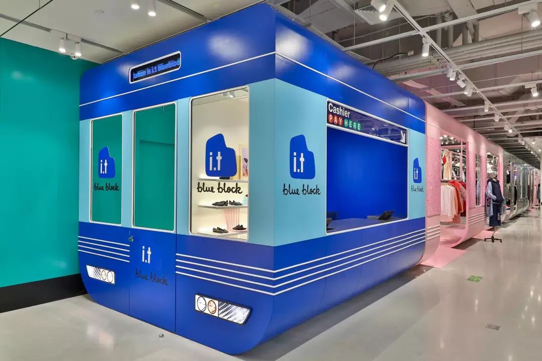 杨颖跟范丞丞同框的照片,杨颖和范丞丞摆pose