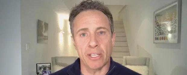 纽约州长弟弟疑在老婆做瑜伽时赤身出镜,视频秒删网友眼尖截图