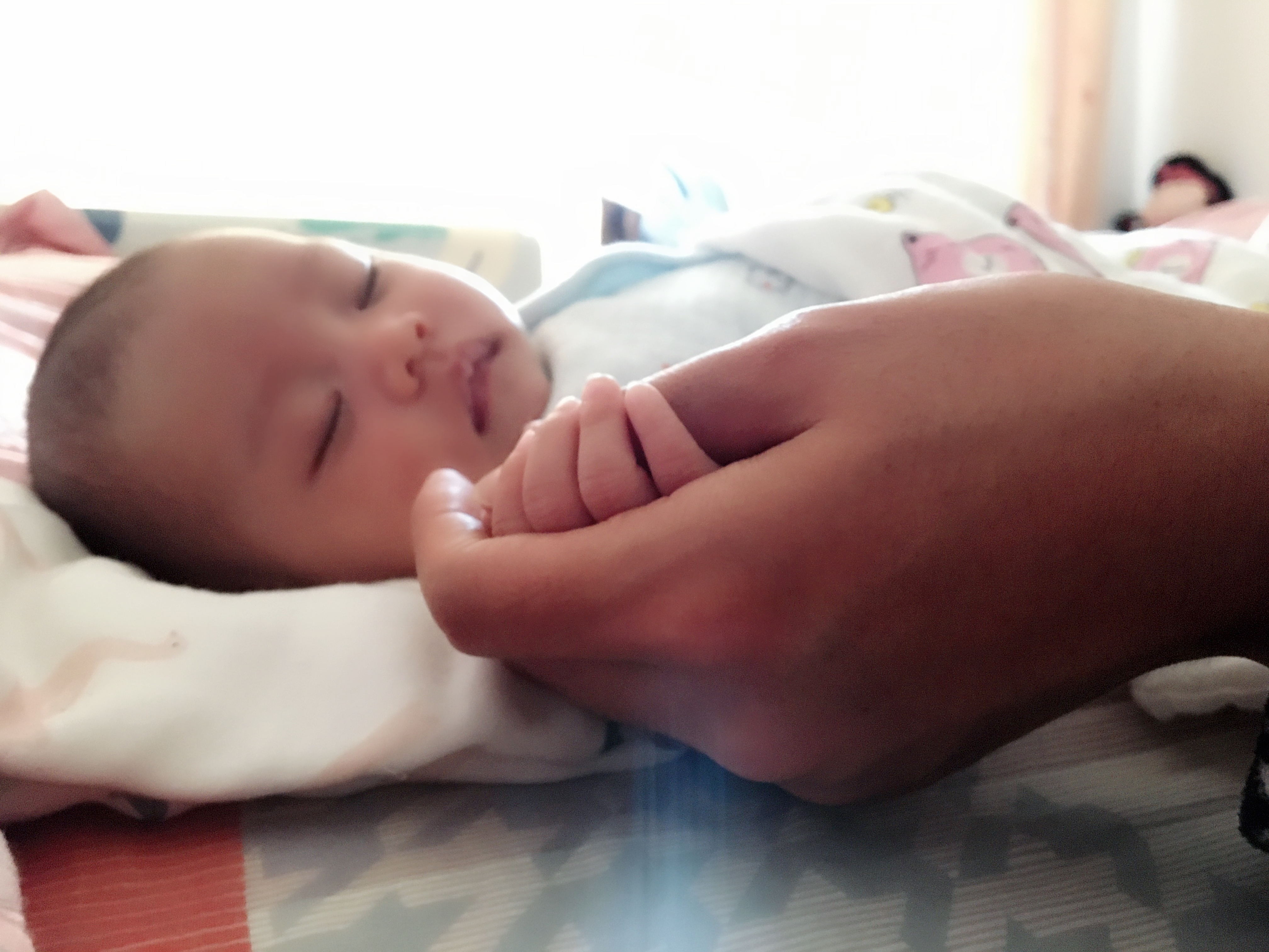 1岁宝宝熬夜怎么纠正,有什么方法让宝宝一晚睡到天亮