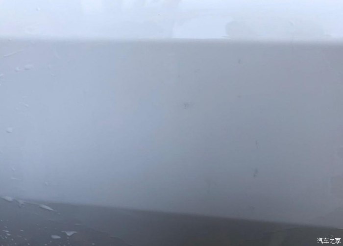 车身被人用钉子划伤怎么处理,车身被划伤怎么修复