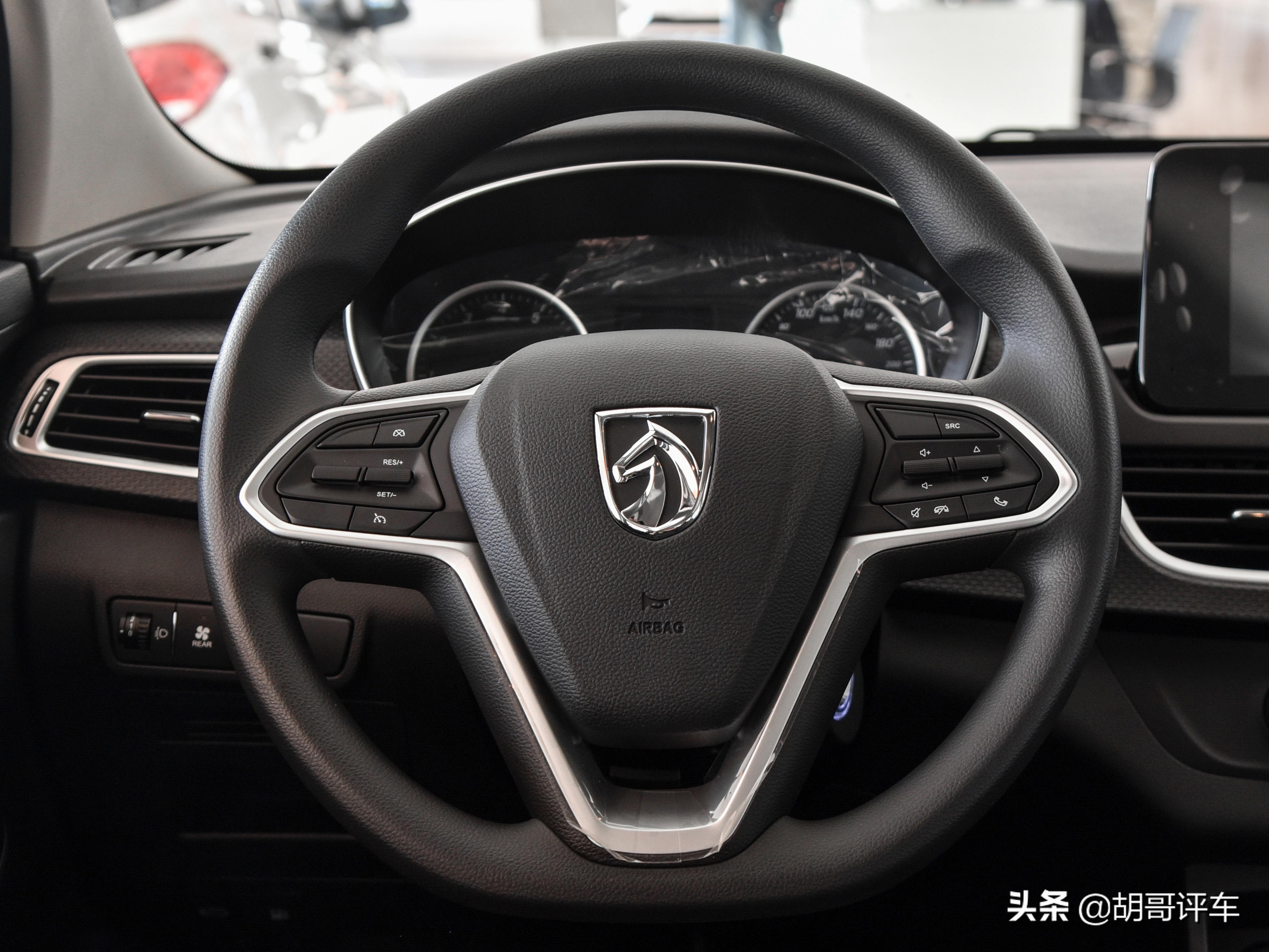 最适合穷人的三款mpv宝骏730,性价比高的mpv七座车推荐