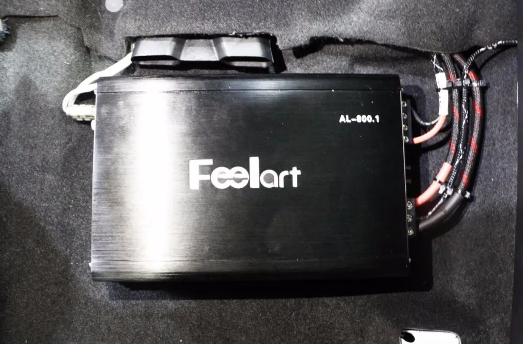 冠道后门喇叭升级,前后喇叭低音加强