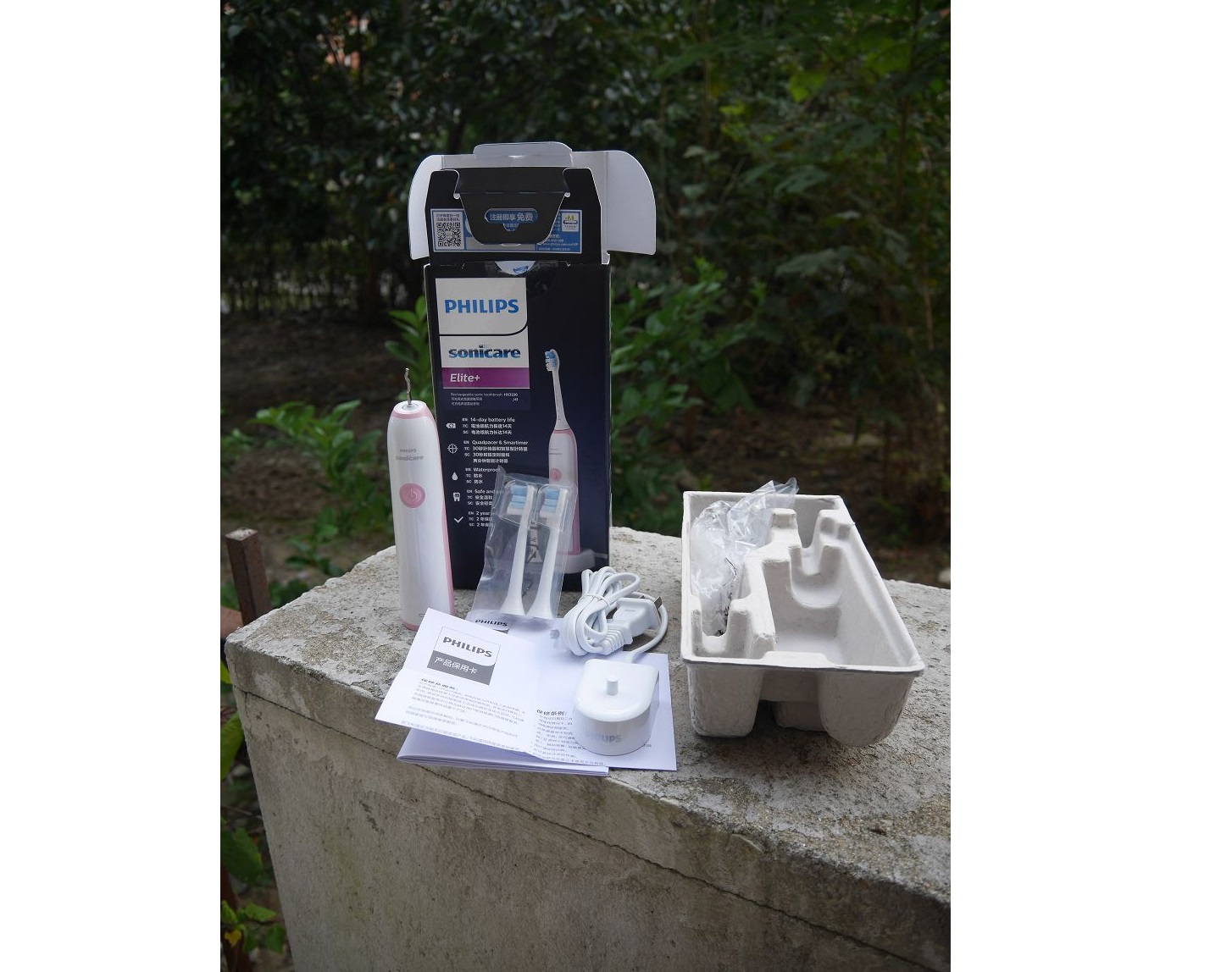 飞利浦hx3216声波震动牙刷电动牙刷,小米t500和飞利浦hx3216哪个好