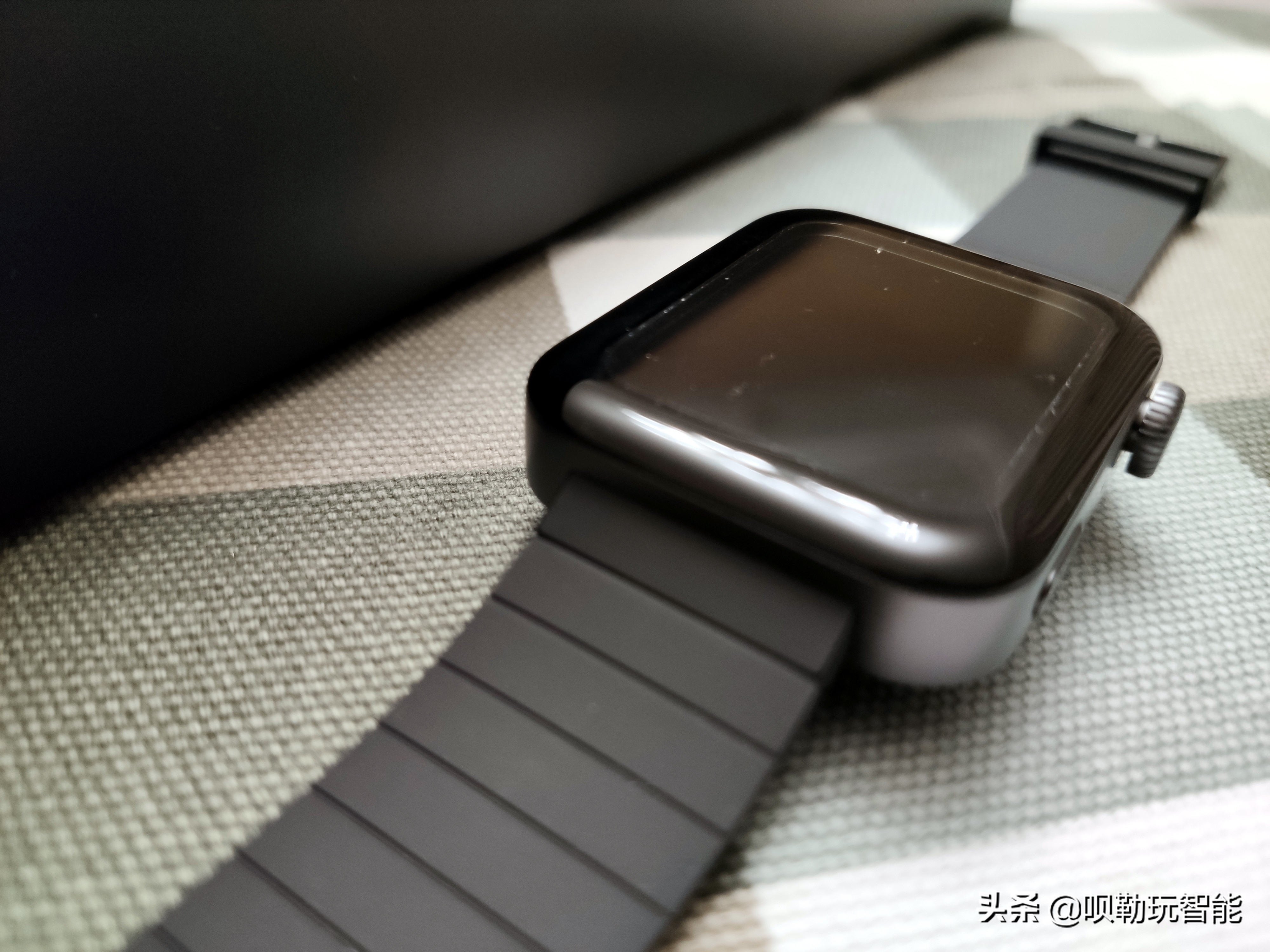 小米手表现在还值得入手么测评,小米手表上手体验1299元值得买吗