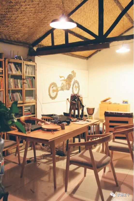 总共花了不到700元改造的废弃小院,花4万改造房子