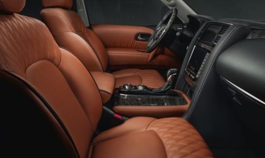 新款日产途乐中东版海外实车内饰,日产途乐y61中东版