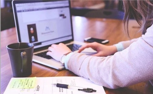 一个优秀外贸业务员的工作日常,外贸业务员常遇见的问题