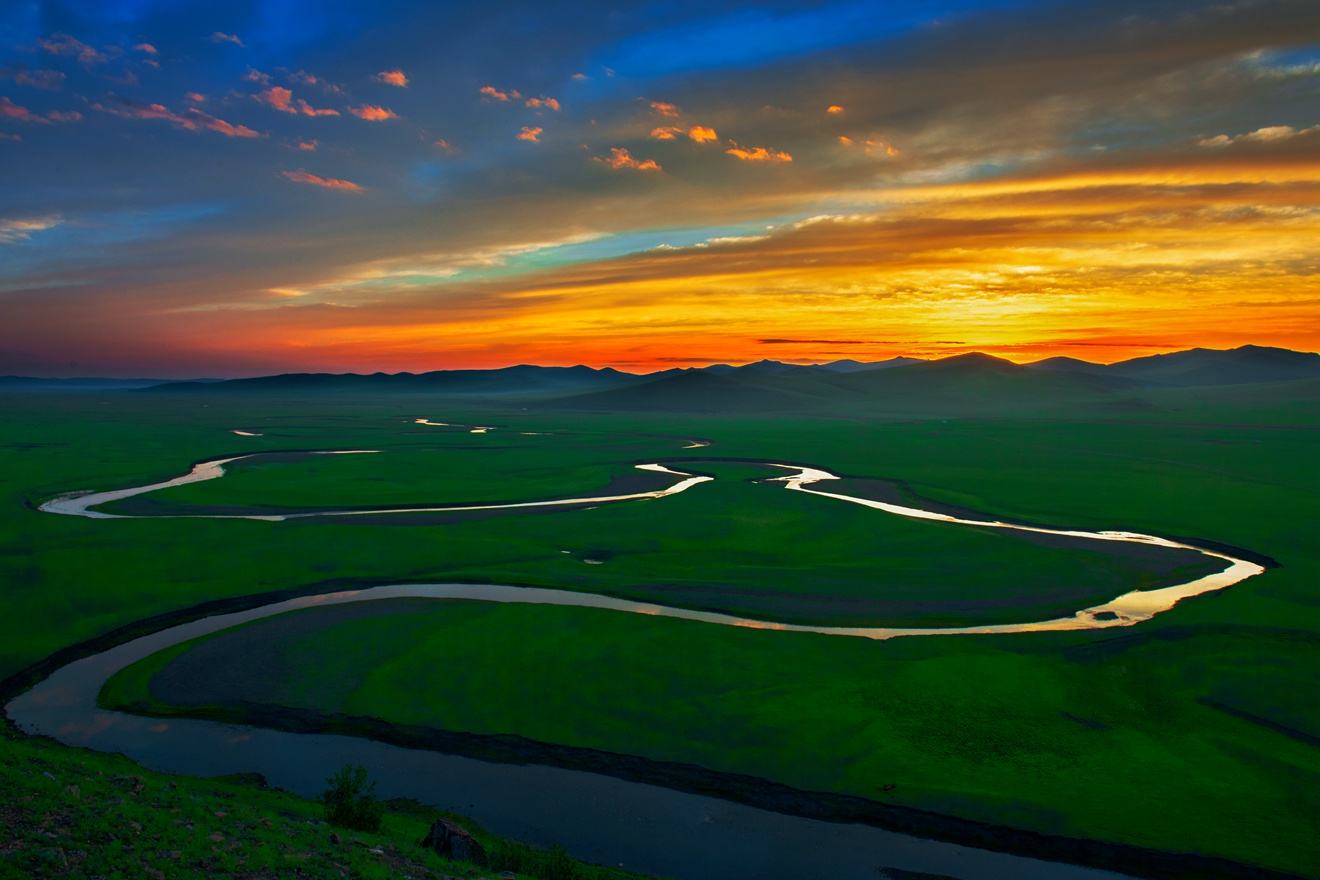 从新疆去内地旅游首选哪个城市,北疆和南疆旅游的区别