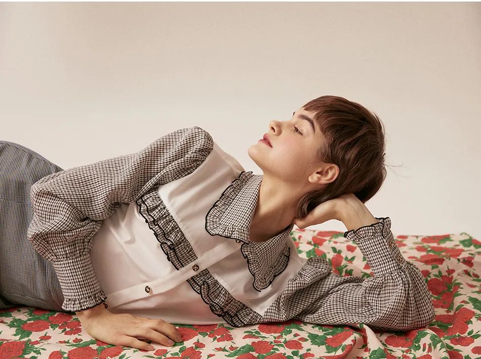 我已经在看夏装了！第一件小短袖从里面挑