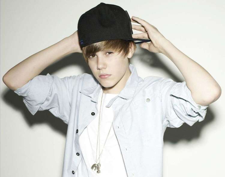 贾斯汀比伯ins上寻找的女孩,贾斯汀比伯传奇一生