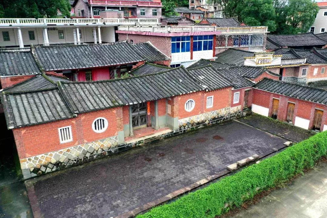 陈水俊身价多少,陈水俊一年收入多少