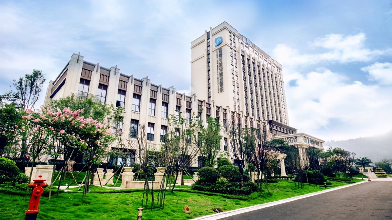 云南省非公立医院“崛起”，首次跻身“三甲”，到底有何“底气”