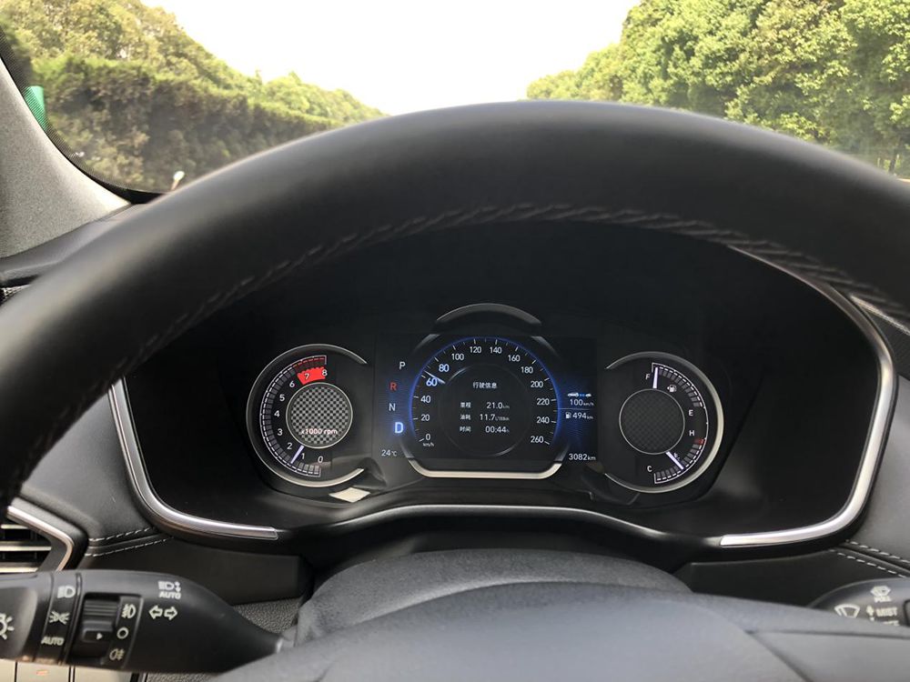 四代现代胜达2020款报价,四代胜达两驱冰雪路测试