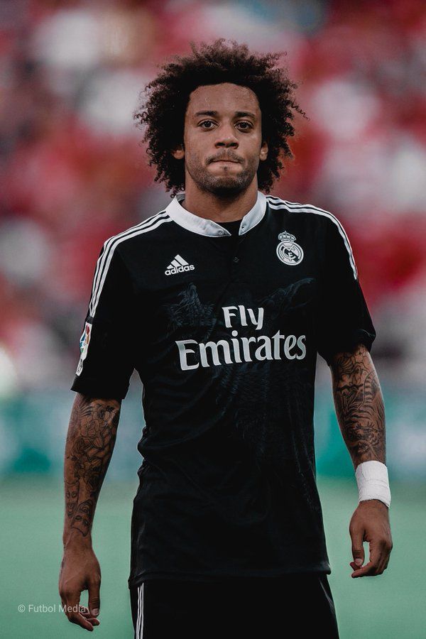 足球壁纸卡洛斯,足球明星卡洛斯头像霸气图片