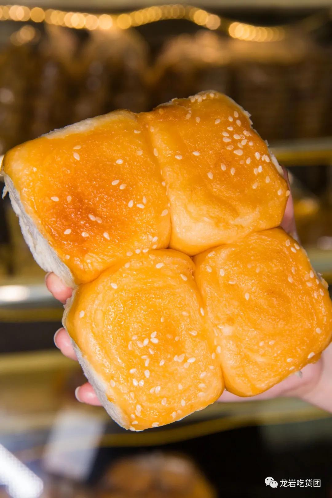 走吧，去龙门镇，吃上一整天