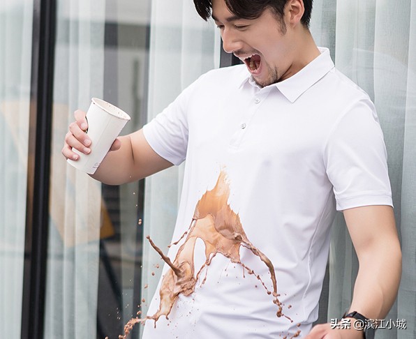 心爱的衣服被毁了怎么安慰自己,小白衣怎么洗