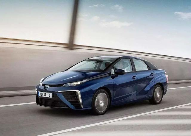 比亚迪和丰田合作推出了什么产品,比亚迪丰田首款合作车型落地