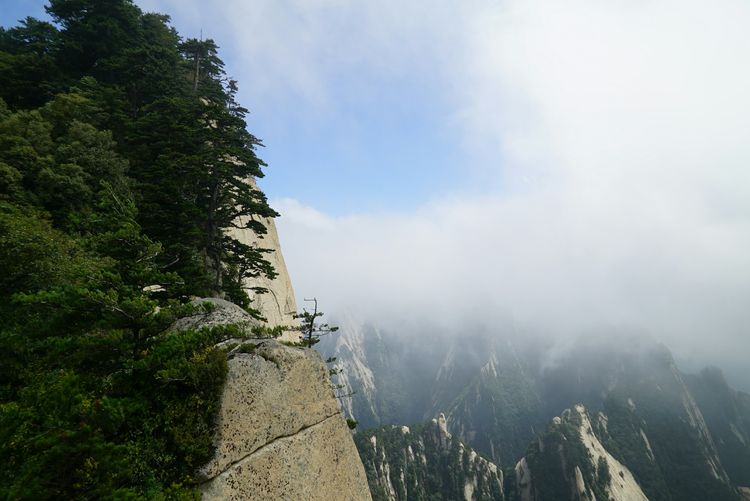 长空栈道登华山,惊心动魄登华山