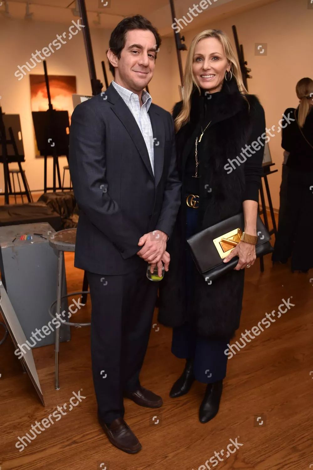 年轻照邓文迪,邓文迪51岁却保持年轻身材