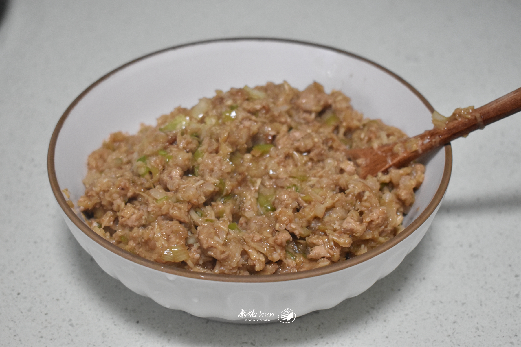 家里包子馅儿怎么做,家里肉菜包子馅儿怎么做