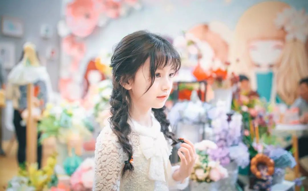 三岁萌娃童模,儿童网红玩具0-3岁变形机器人