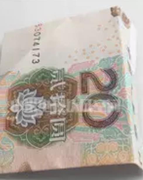 520爱心折纸详细教程,520爱心折纸简单折法