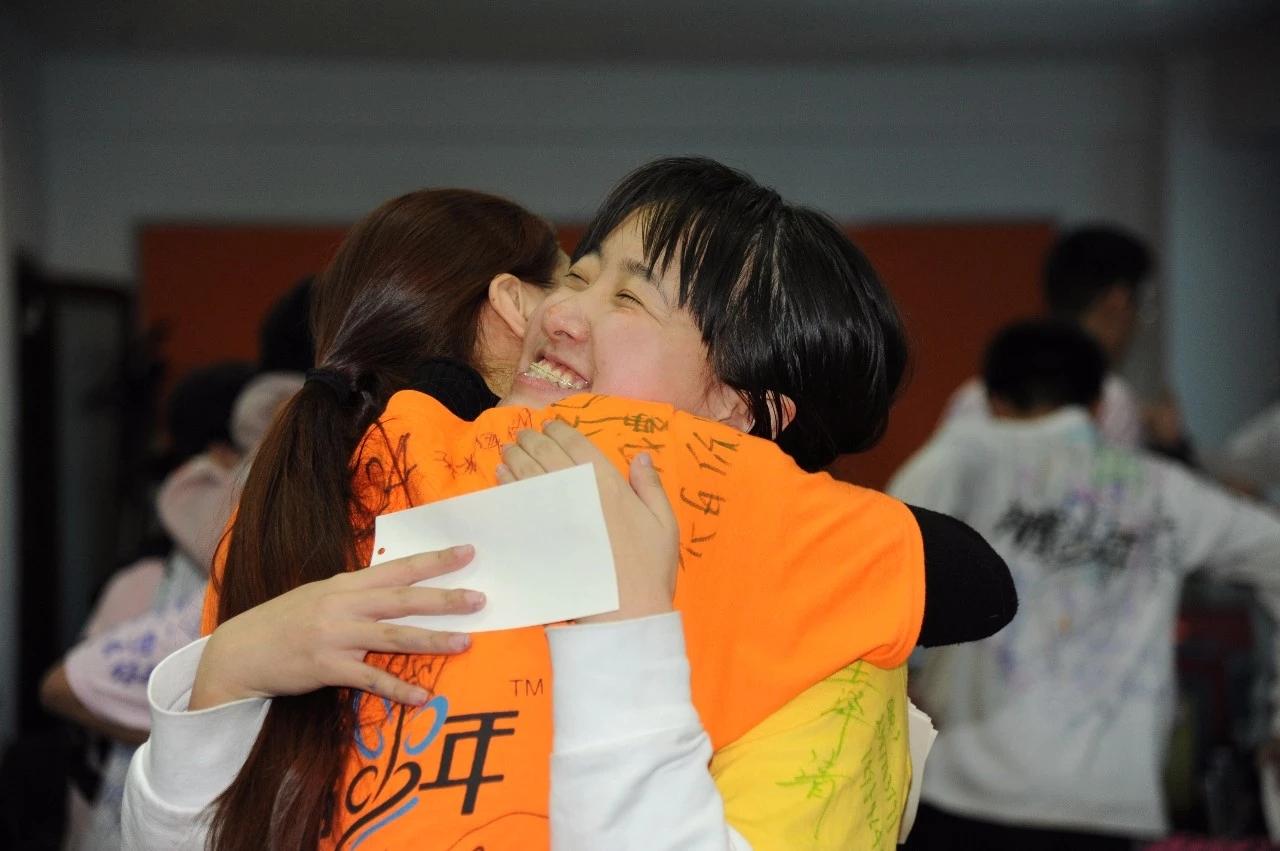 给孩子种下一颗美好的种子,给儿童的心里种下一粒种子