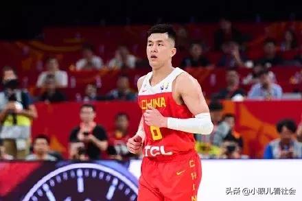 中国男篮打回后场,男篮向男足发展了吗