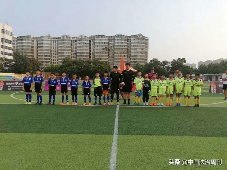 临汾市首届校园足球联赛，曲沃县实验小学足球队首日战报