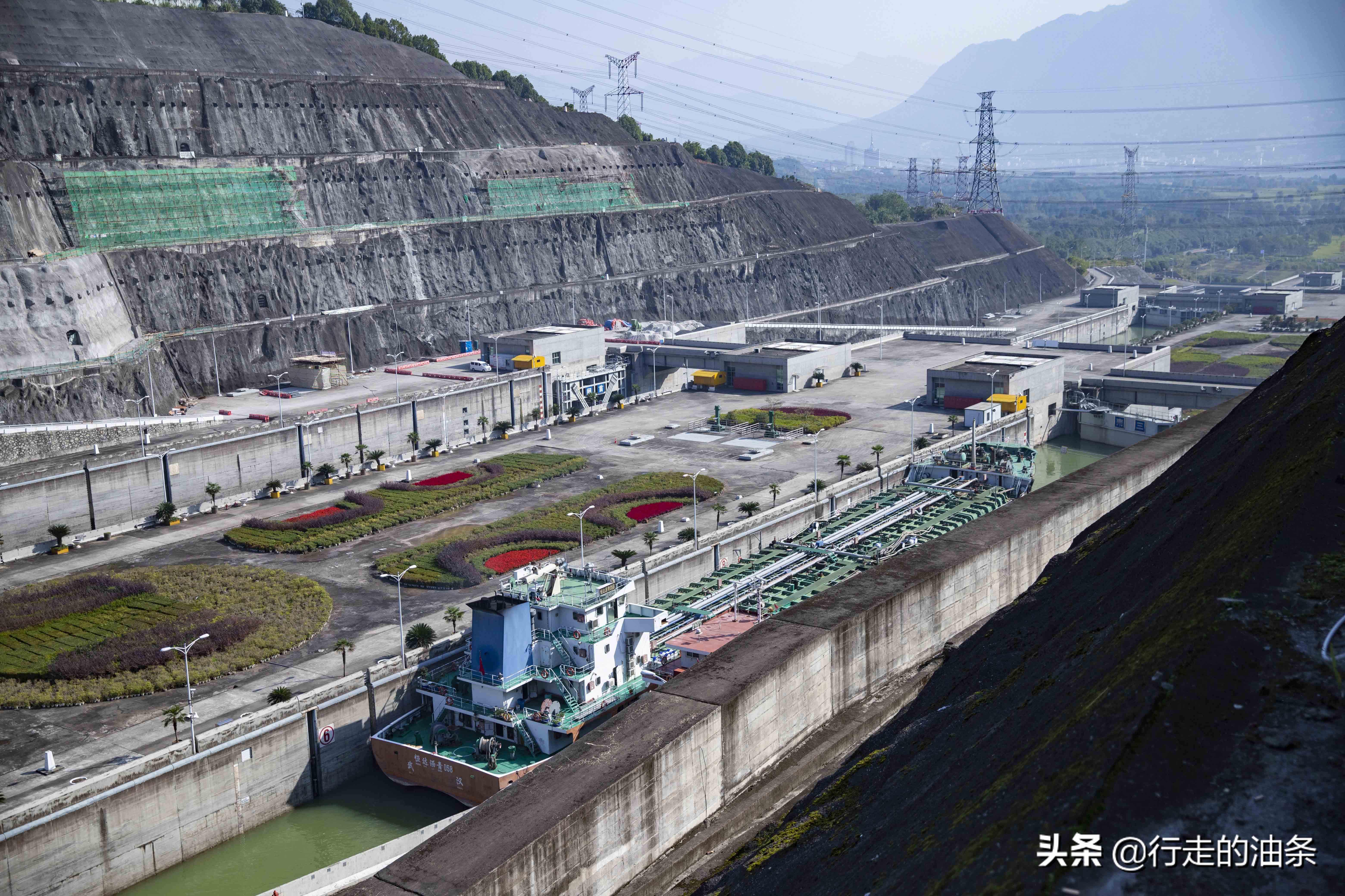 三峡大坝屈原故里视频,屈原的故里三峡大坝