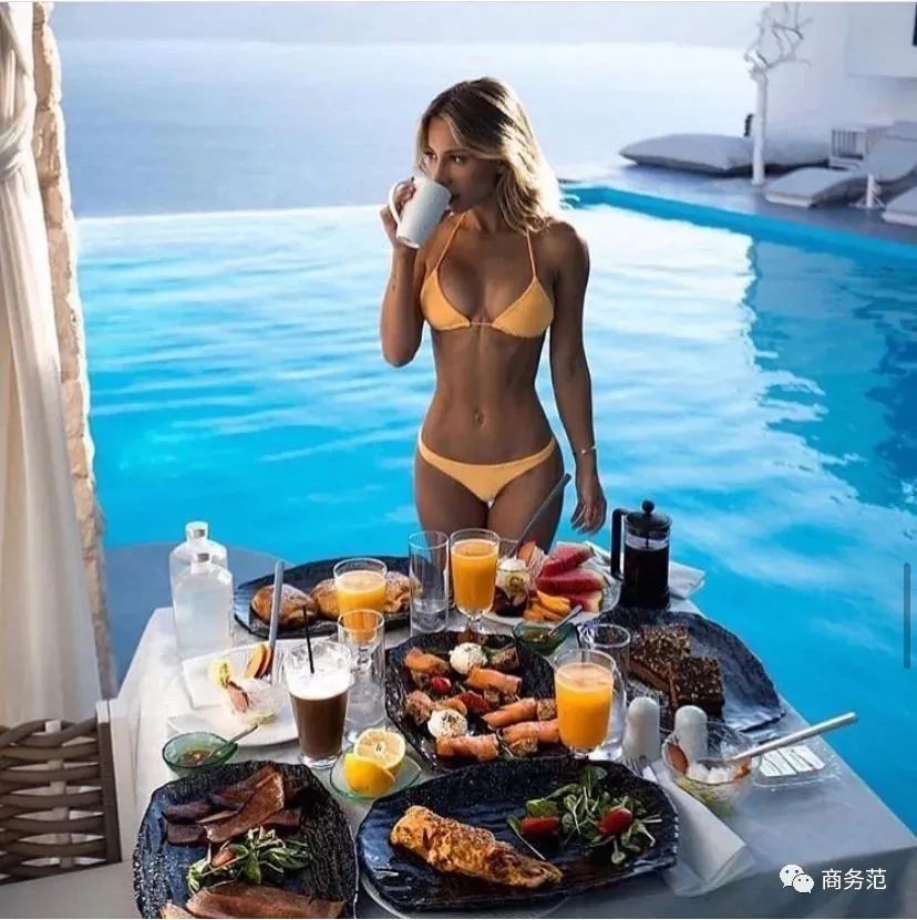 富二代发朋友圈的视频,富二代故意发朋友圈