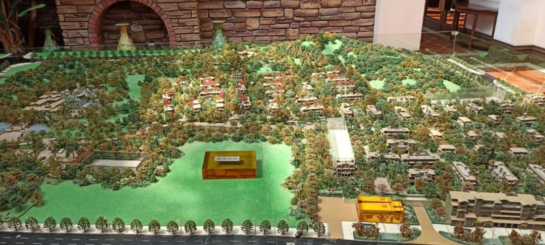 被56万压垮，重庆力帆帝国即将破产？昔日超级豪宅沦为鬼楼？