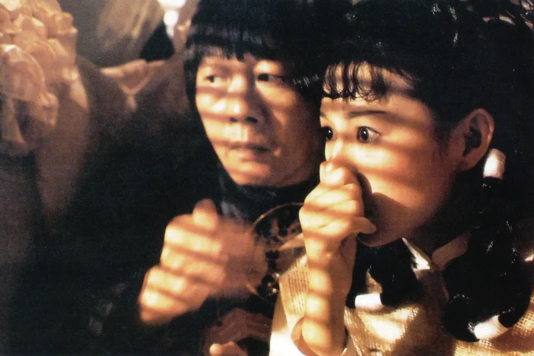 《力王》,《人蛇大战》你还记得那些“少儿不宜”的电影吗?