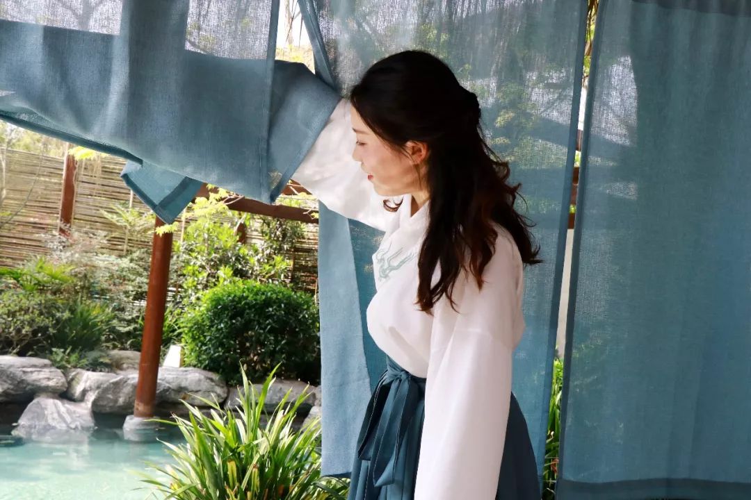 青城山打卡地隐遇谷私汤温泉民宿,青城山雅上一宿温泉酒店是真温泉