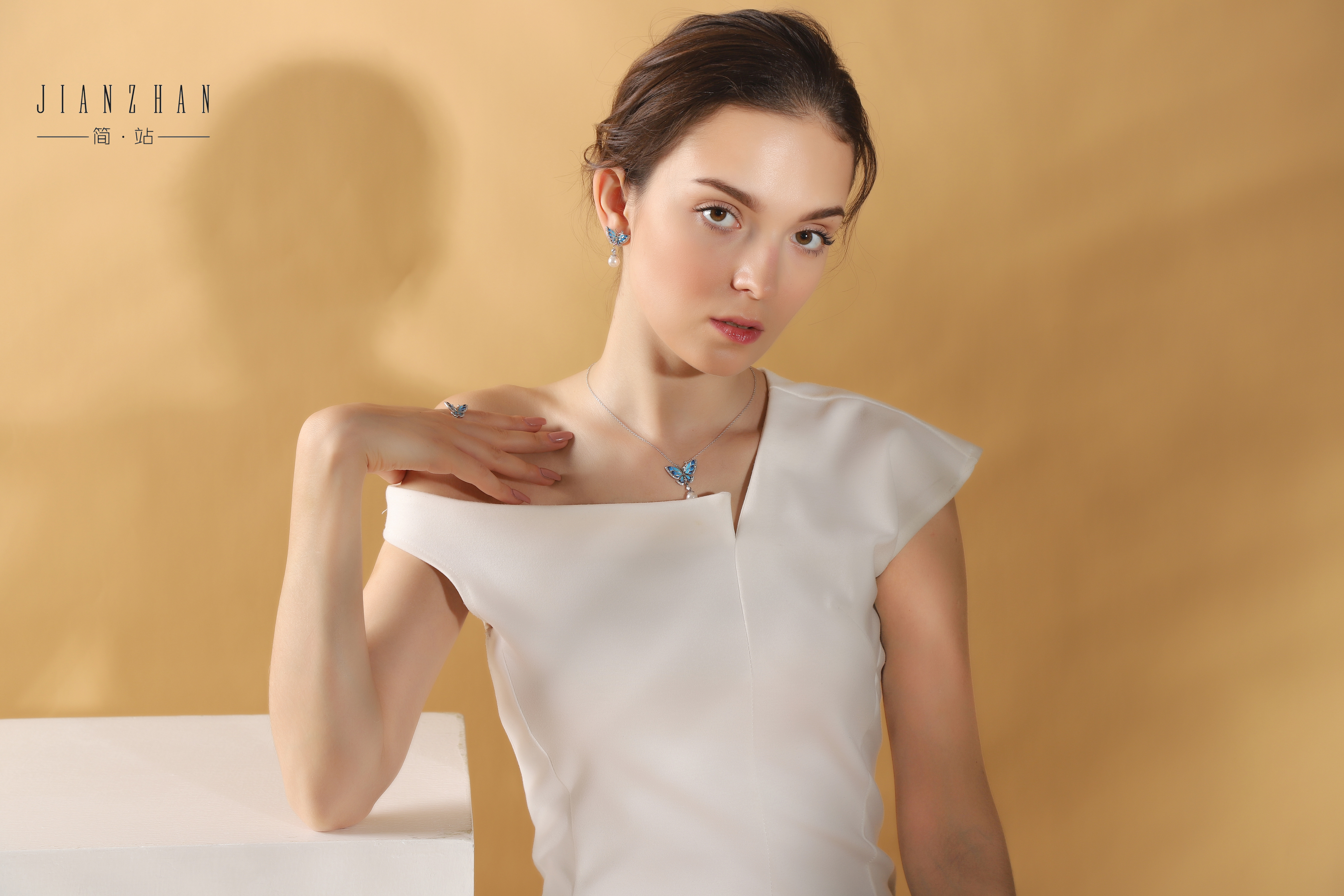 简萃旗舰店加盟,简站珠宝