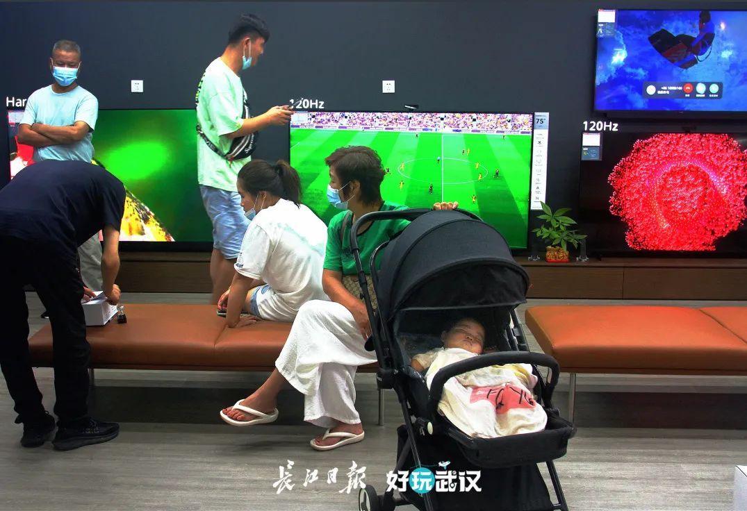 武汉70周年的变化发展,湖北武汉70年荆楚巨变