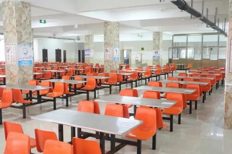 保定贺阳外国语学校衡水一中分校,保定贺阳衡水一中保定分校招生