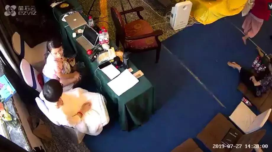 惊天黑幕！记者*底卧**120小时，深入泰顺禅修班，暗访视频首次曝光