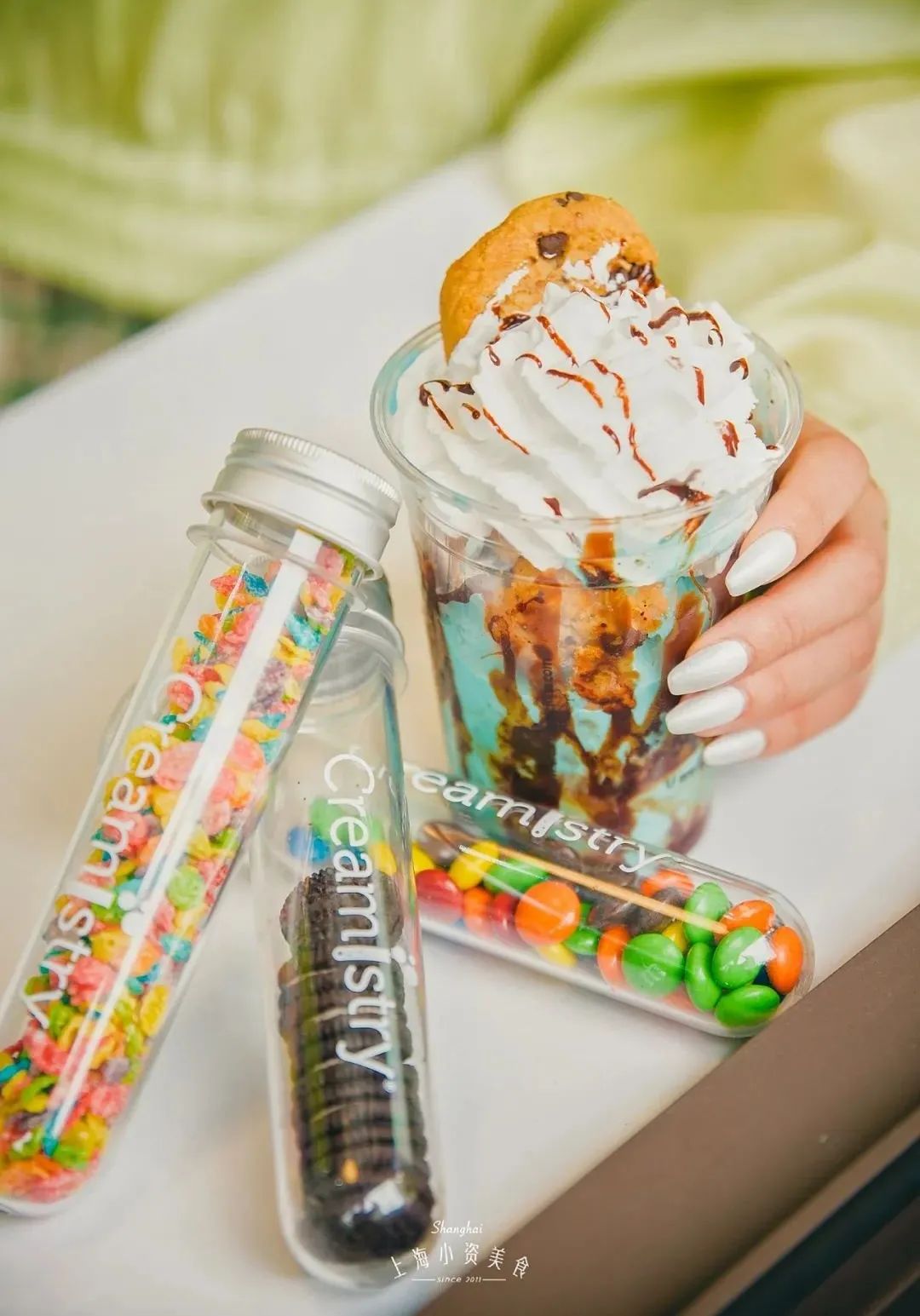 最近特火奶油冰淇淋,液氮网红冰淇淋