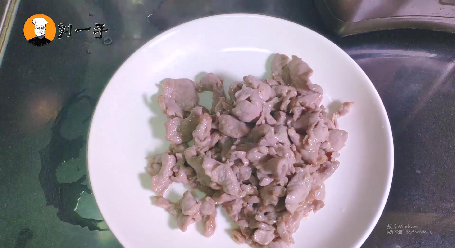 里脊肉炒茭白的做法大全图解,里脊肉炒西芹怎么炒好吃